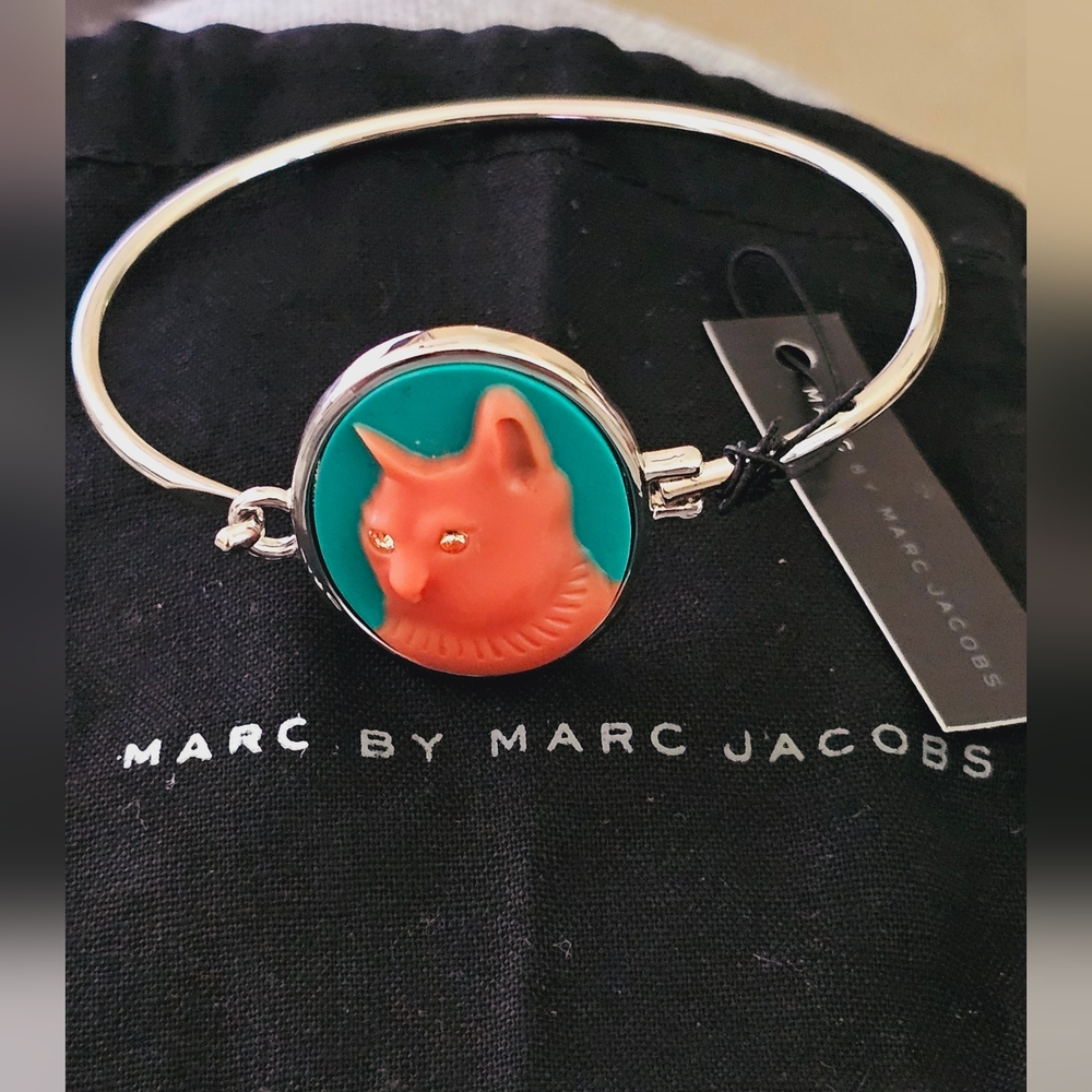 Marc Jacobs Cat Bangle Bracelet NWT